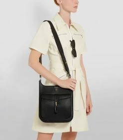 TOM FORD Leather T-Twist Hobo Shoulder Bag u9000 Shoulder Bags 13 TOM FORD Leather T-Twist Hobo Shoulder Bag u9000 Shoulder Bags -Tom Ford Store tom ford leather t twist hobo shoulder bag 16454883 31894179 1000
