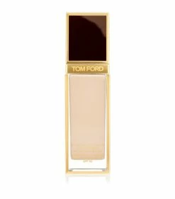 TOM FORD Shade And Illuminate Soft Radiance Foundation SPF 50 1.5 CREAM Foundations